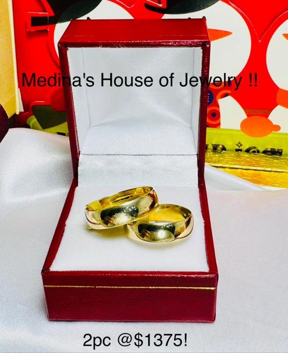 Twist Gold Bangles Adult